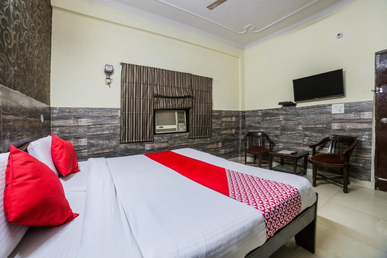 Oyo Downtown Inn Near Leisure Valley Park Gurgaon Bagian luar foto